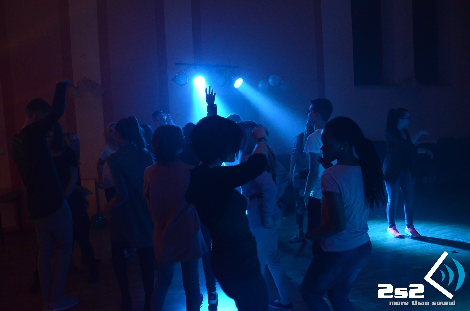 DJ Poprad - Galéria - Fotografie z akcií - 2s2 Sound - DJ na svadbu, DJ na stužkovú - Ozvučenie, osvetlenie, pyrotechnika